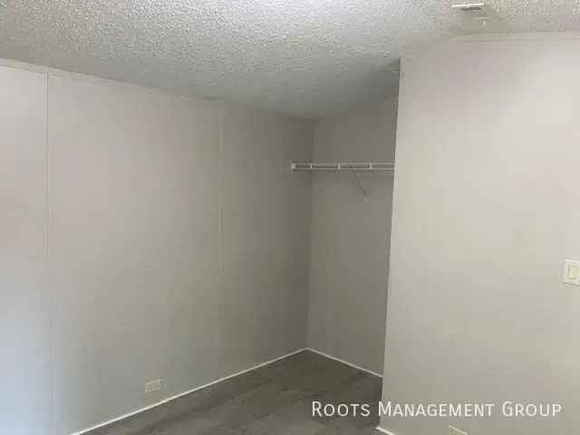 34 Luke Dr #34 - Photo 5 of 12