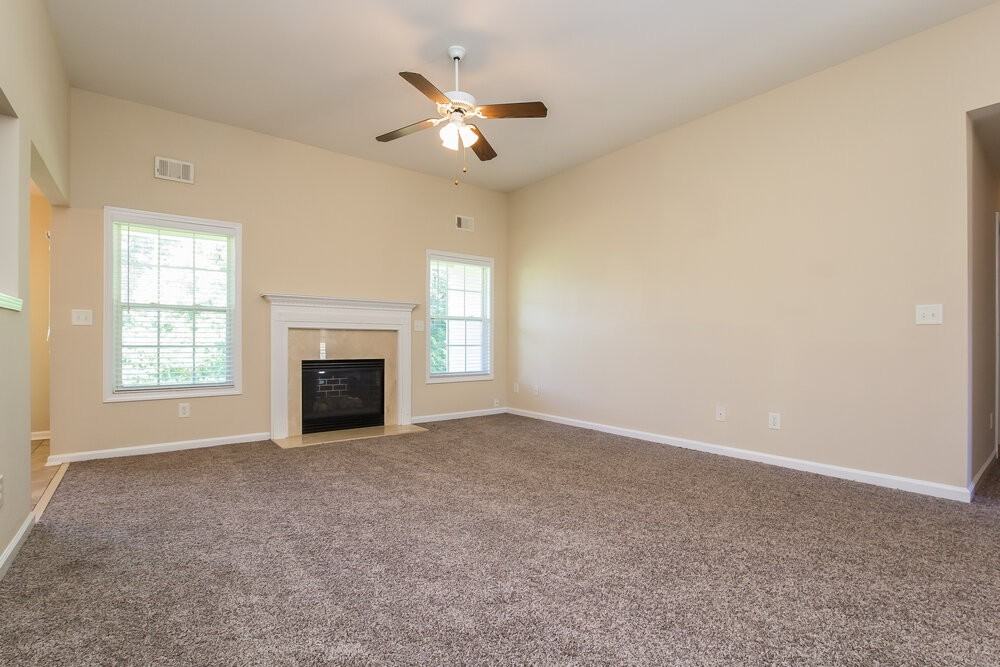 335 Lynn Katie Ct - Photo 3 of 15