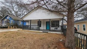 featured image of 1079 Regent St Sw