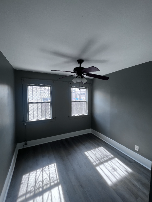 5850 1/2 Estrella Ave - Photo 4 of 11