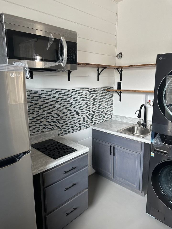 210 Caldera St - Photo 7 of 13