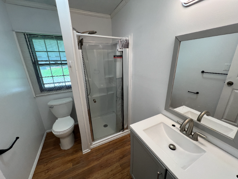 300 Penn Pl - Photo 6 of 12