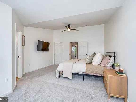 92 Payne St - Photo 7 of 11