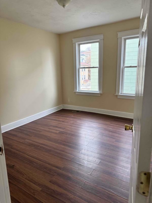 72 Gage St #1stFL - Photo 5 of 8