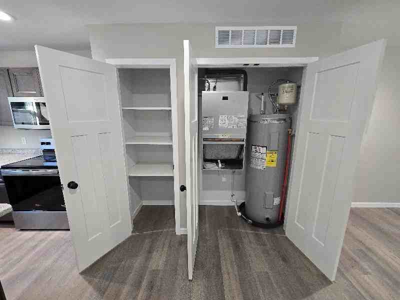 3112 Commerce St - Photo 6 of 28