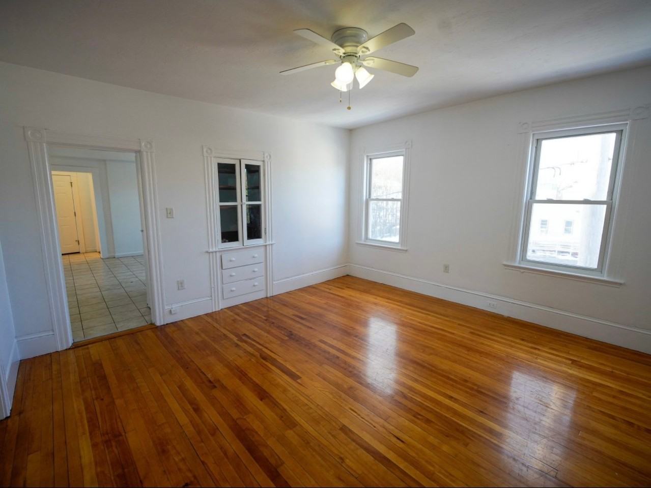 4 Greenwood St #3 - Photo 6 of 9