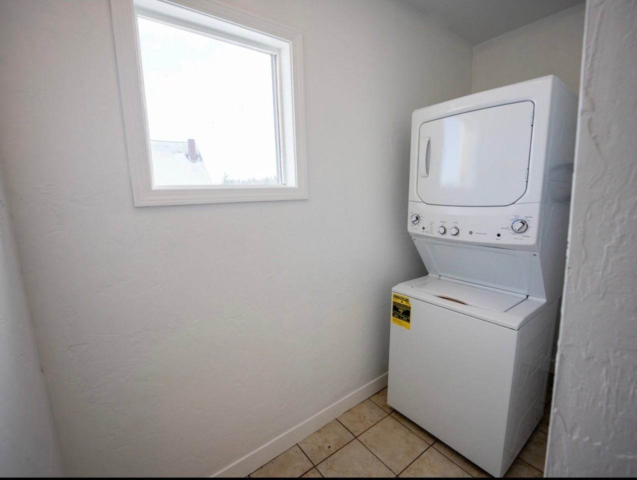 4 Greenwood St #3 - Photo 7 of 9