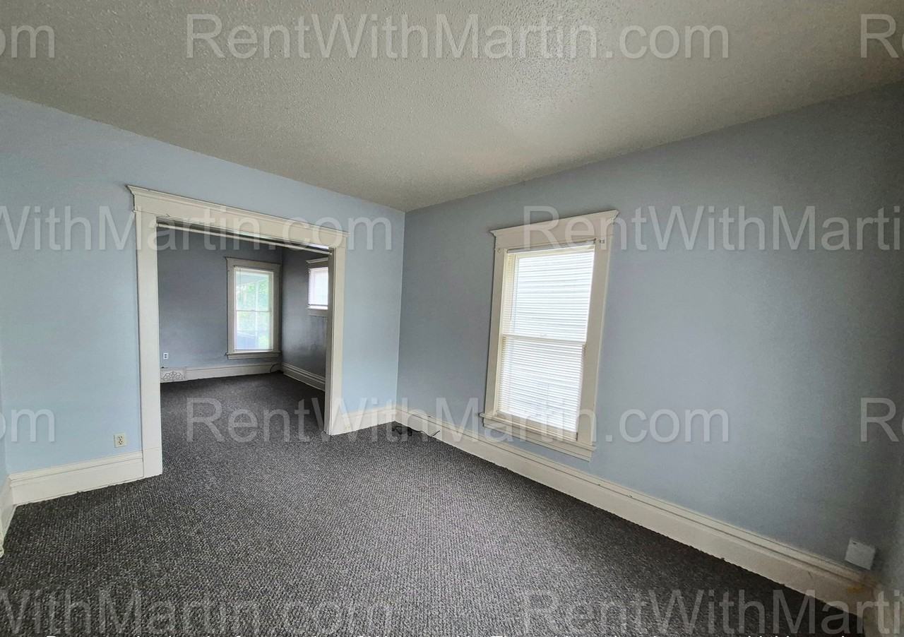 910 Mulberry St - Photo 2 of 24