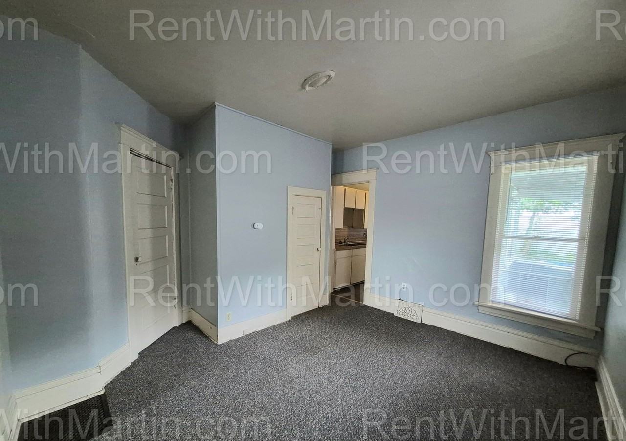 910 Mulberry St - Photo 6 of 24