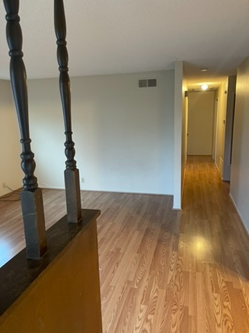 312 S Amador St - Photo 2 of 11