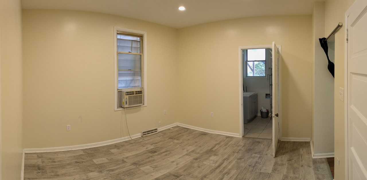 7344 Denniston Ave - Photo 3 of 14