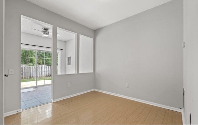 7136 Strawn Ct - Photo 4 of 19