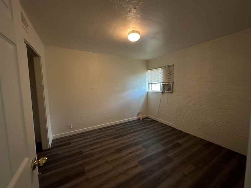 860 E St #13 - Photo 7 of 10