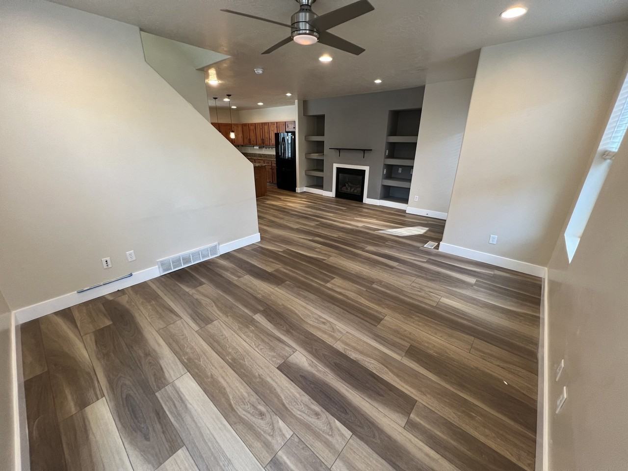 170 W Barry Links Way - Photo 3 of 50