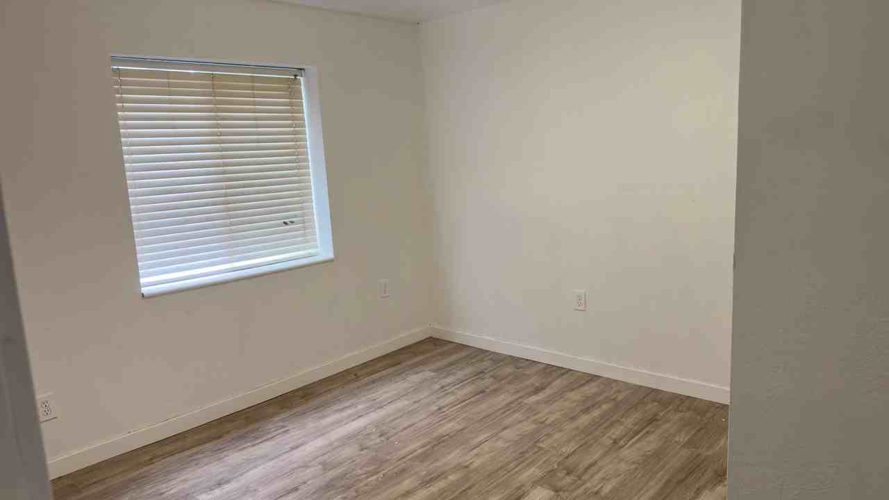 3786 W Beau View Ct - Photo 6 of 20