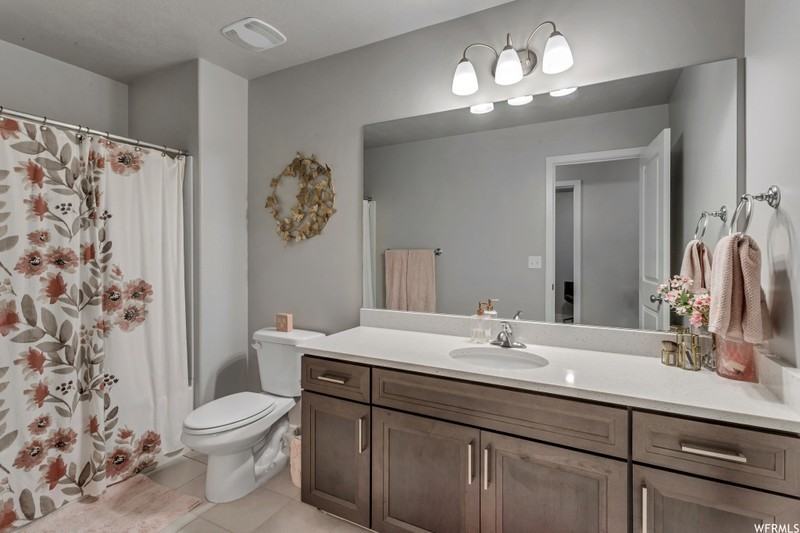 15030 S Wild Horse Way - Photo 2 of 11
