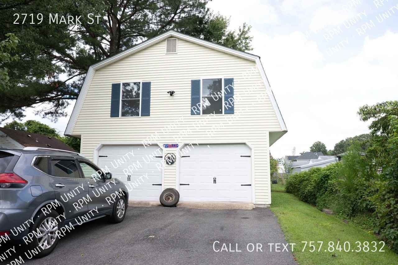 2719 Mark St - Photo 4 of 13