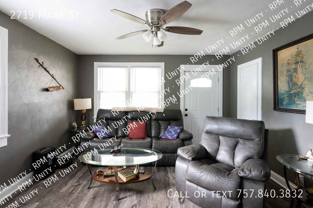 2719 Mark St - Photo 5 of 13