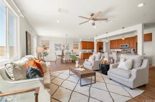 14925 Shoreham St #1SM - Photo 1 of 1