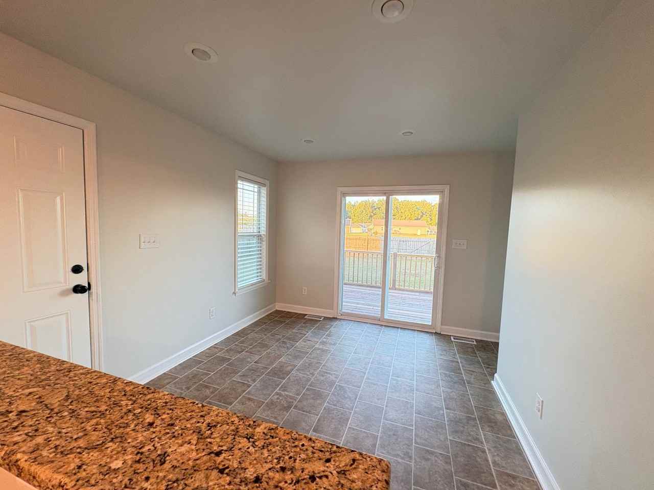 208 Settlers Pointe Dr - Photo 4 of 13