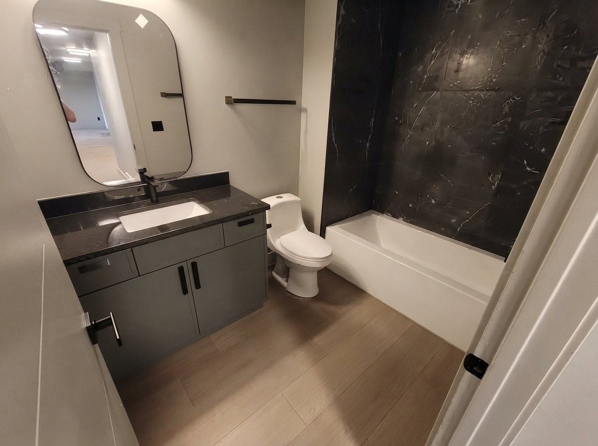 3706 Sw #9 - Photo 3 of 10