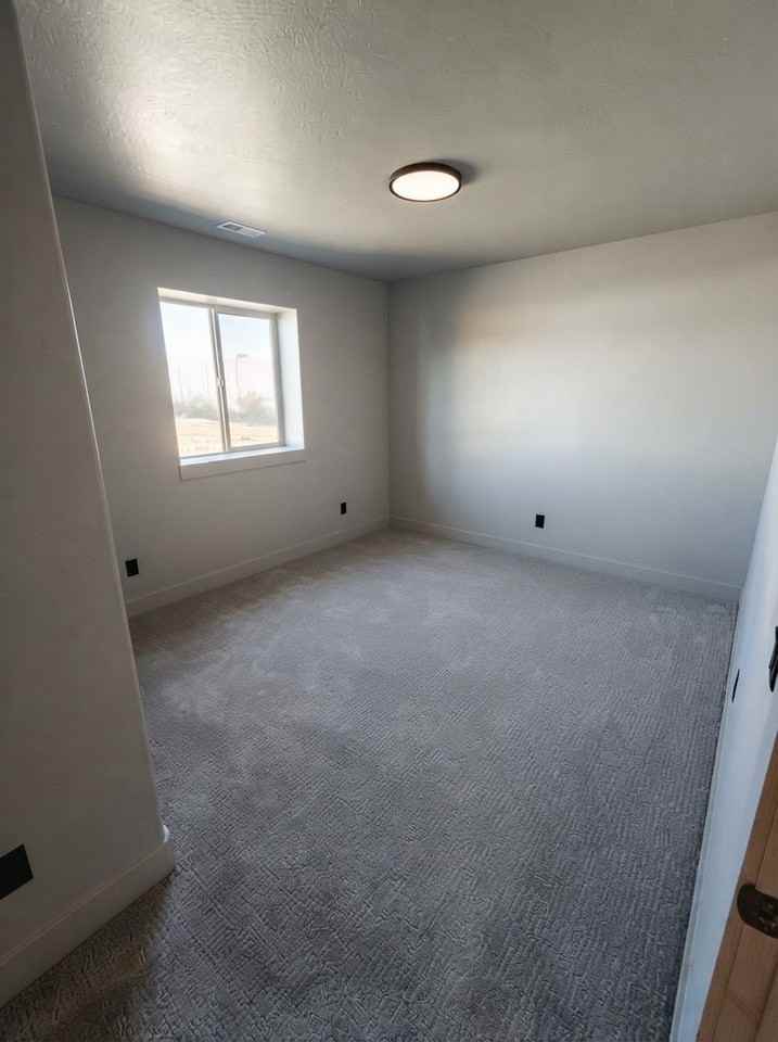 3706 Sw #9 - Photo 4 of 10