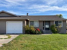 featured image of 20420 E Wellesley Ave