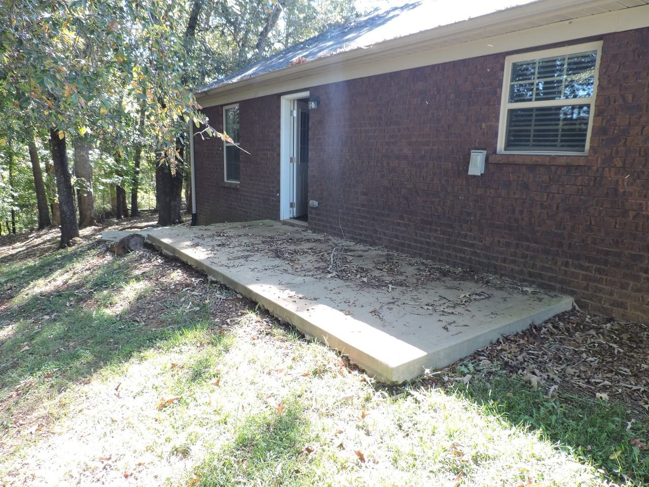 1011 Kenneth Overlook - Photo 5 of 20
