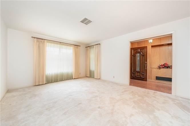 3321 Casa Rosa Dr - Photo 4 of 18