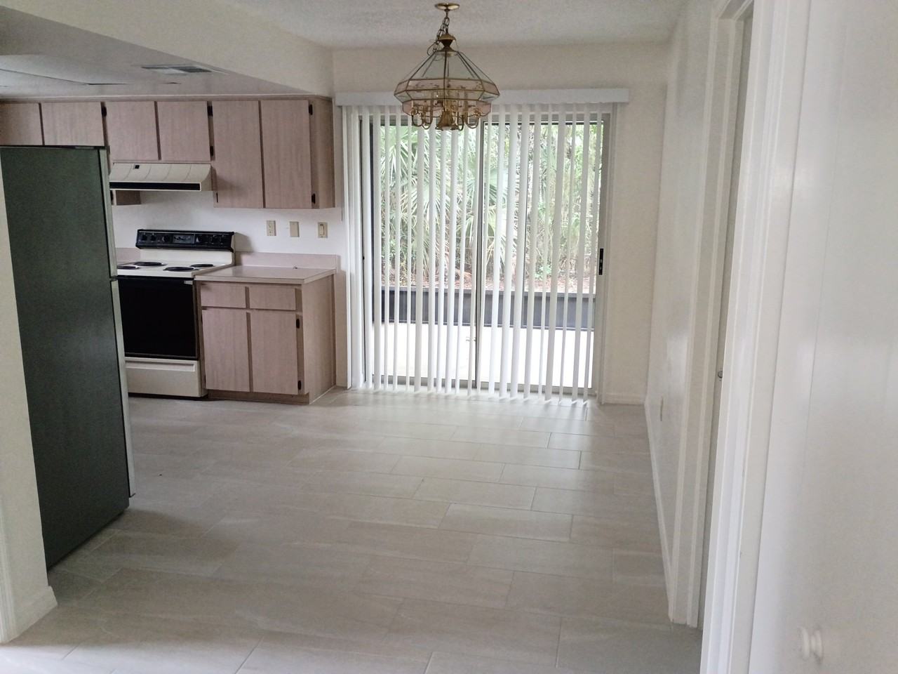 1255 Malone Ave - Photo 3 of 14