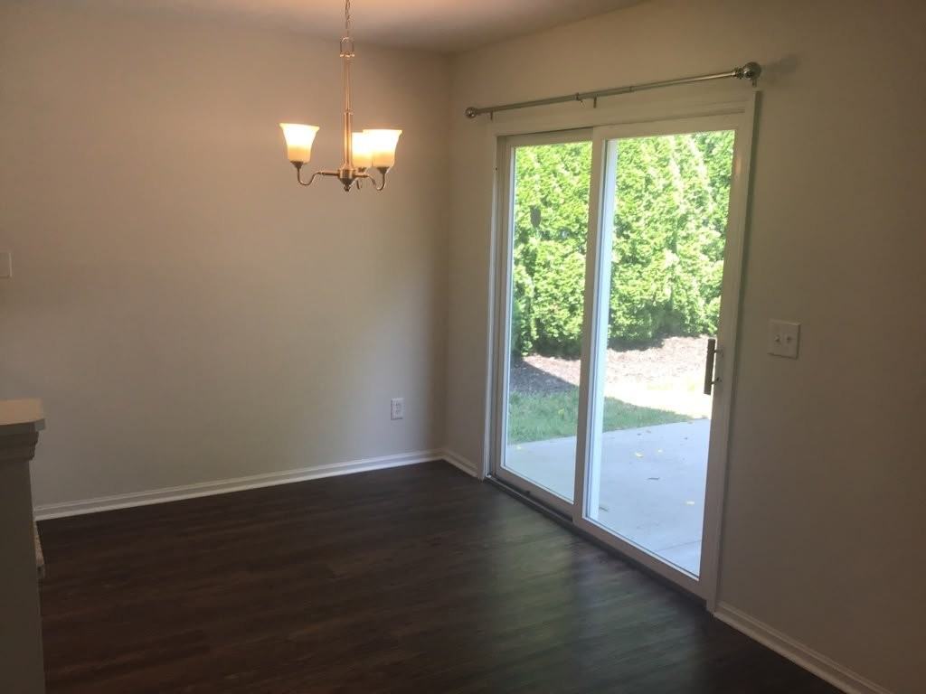 3096 Stony Hollow Ct - Photo 6 of 13