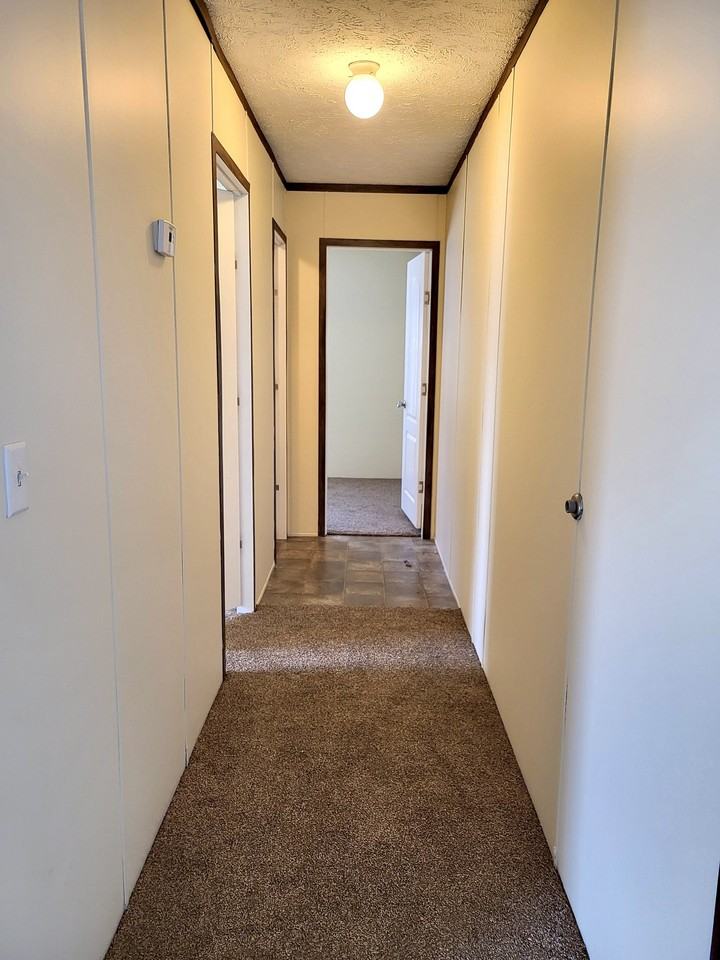 1820 Collins Ct #4 - Photo 7 of 10