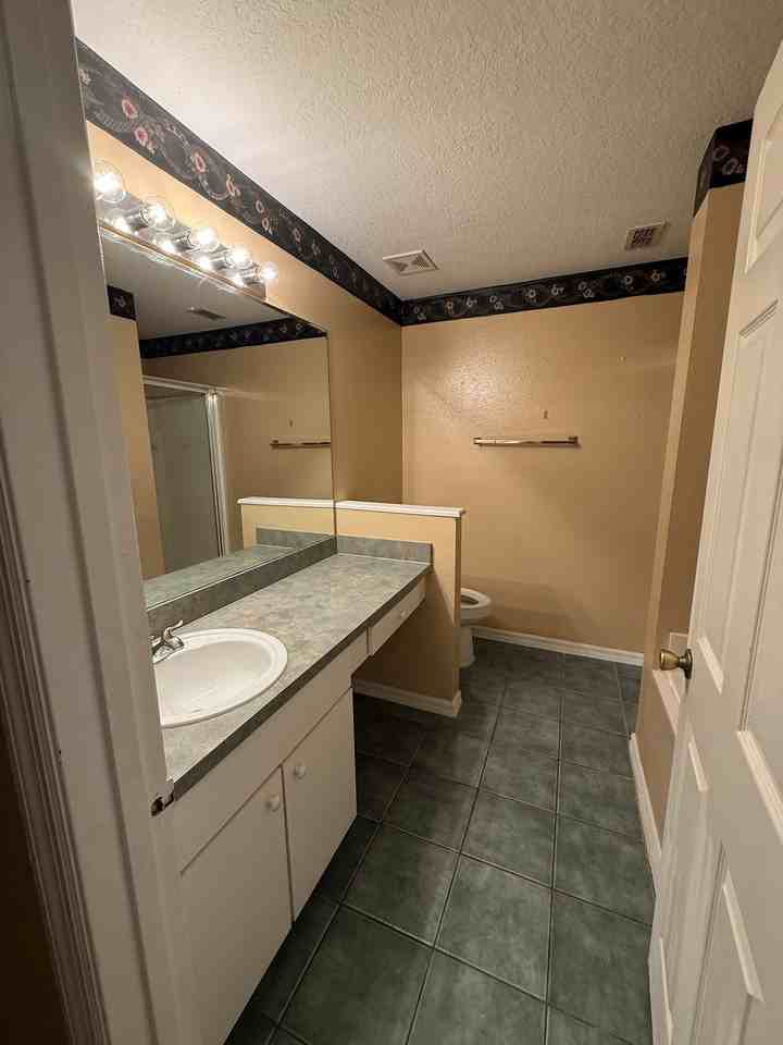 1405 Whooping Dr - Photo 5 of 5