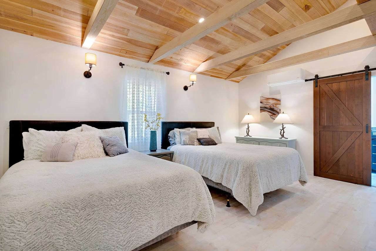 1240 Cebu Ln #B - Photo 2 of 18