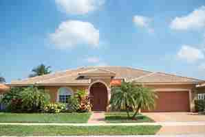 featured image of 8929 Nw 171st St