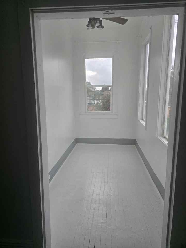 2704B General Pershing St #2704B - Photo 5 of 9