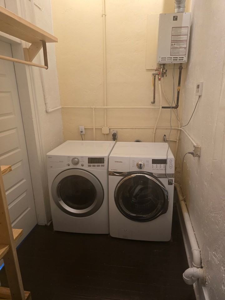 2704B General Pershing St #2704B - Photo 6 of 9