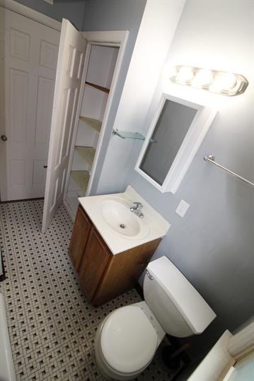 4825 N Mohawk Ave #1 - Photo 5 of 7
