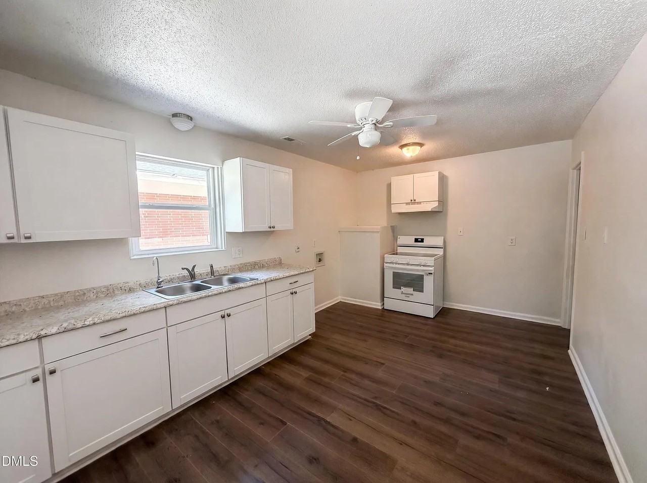 133 W Cornwallis Rd - Photo 7 of 11