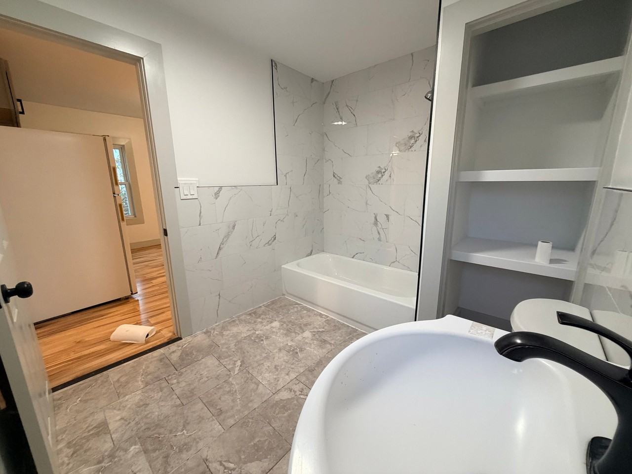 26 Queen St #28-2 - Photo 7 of 20