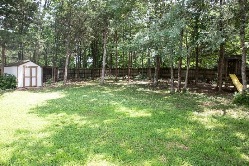 215 Ella St - Photo 2 of 14
