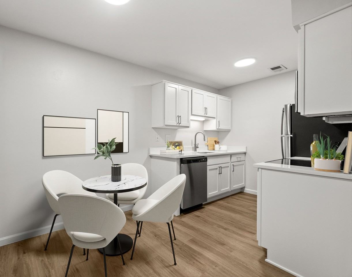 Milford Collection Apartments - Photo 4 of 21