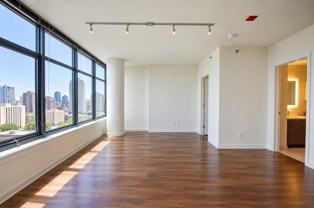 298 W Chestnut St - Photo 1 of 1