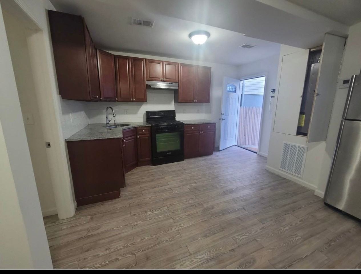 189 16th Ave #1 - Photo 6 of 6