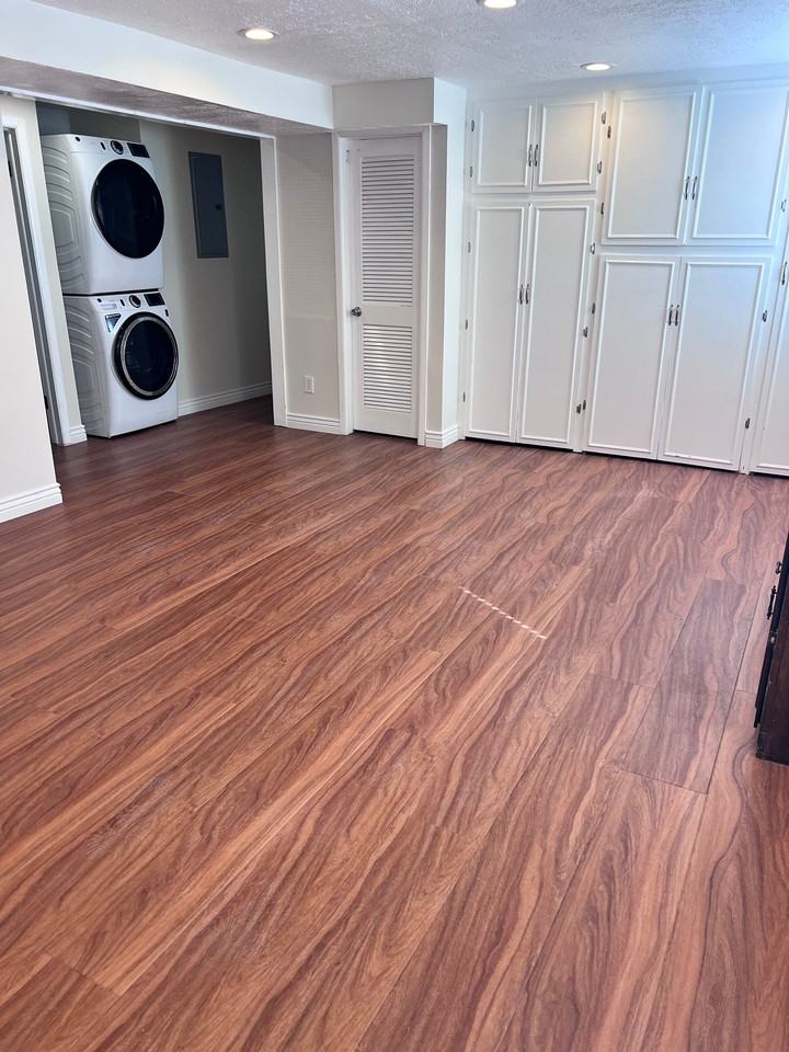 2563 E Sundown Ave - Photo 2 of 13