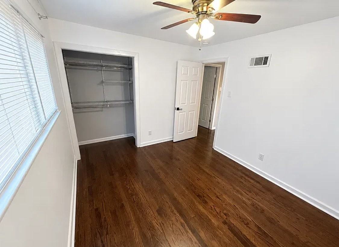 10726 Niblic Dr - Photo 4 of 6