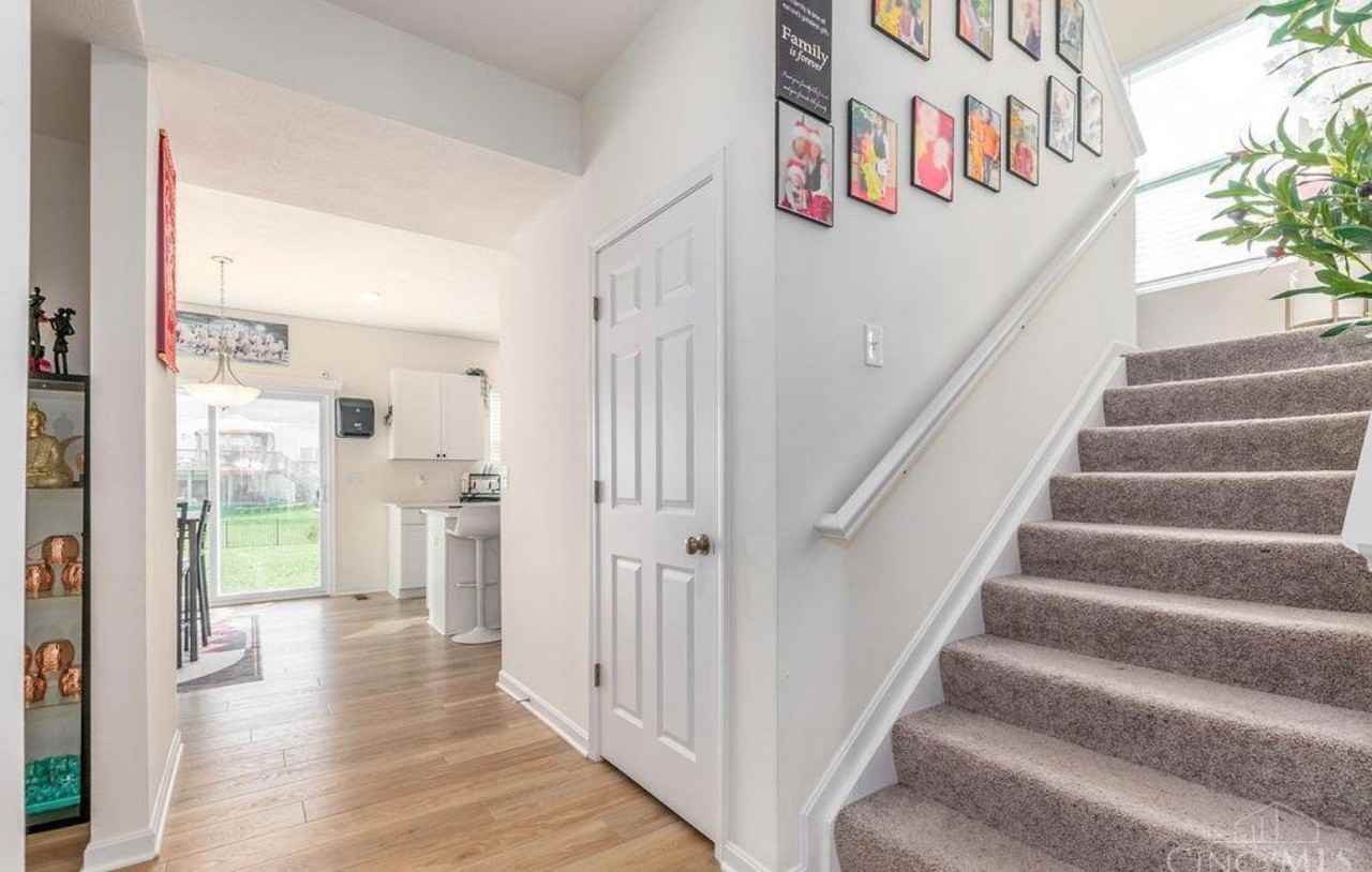 5483 Long Trail Ct - Photo 6 of 7