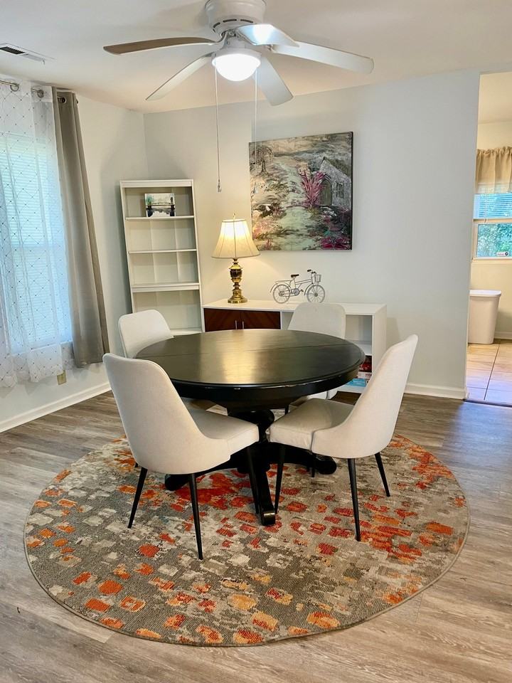 319 S 13th St - Photo 4 of 18