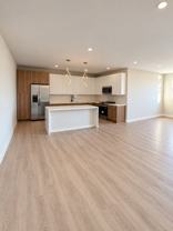 832 Summer Ave - Photo 1 of 1