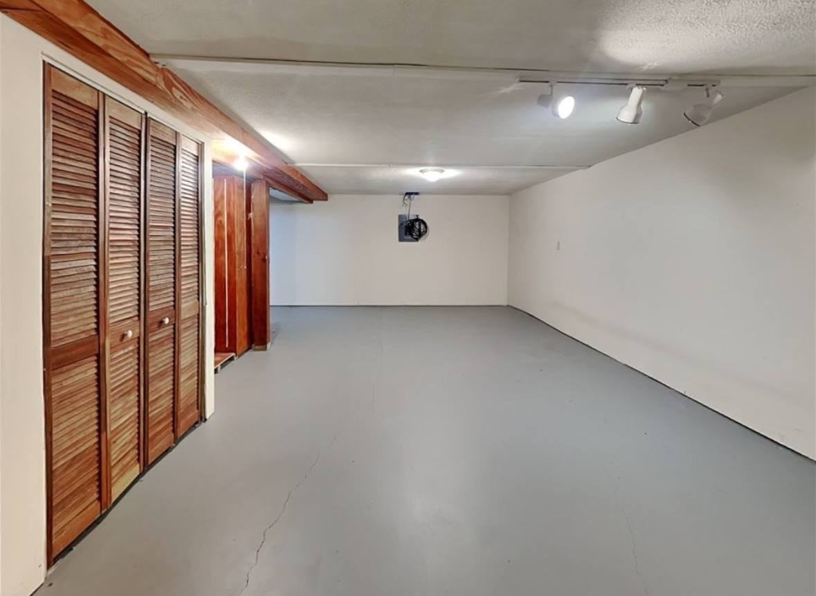 6615 W Gate Ct - Photo 3 of 10
